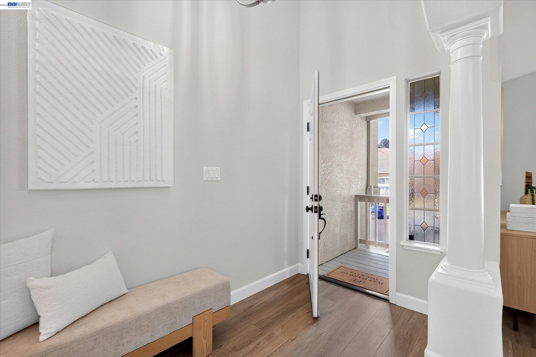 House in Pleasanton, California, United States 4 - 18895965