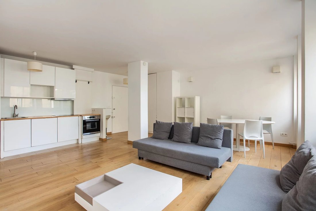 Apartment in Auteuil Nord, Paris 16e Arrondissement, Paris 2 - 18895711