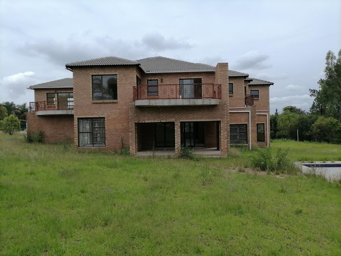 House in Kyalami AH, Gauteng, South Africa 4 - 18900856