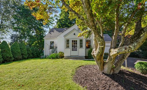 House in Trumbull, Connecticut, United States 1