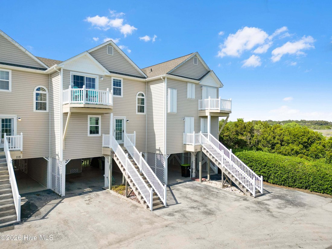 Townhouse in North Topsail Beach, North Carolina, United States 2 - 18900115