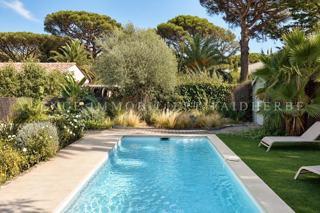 Villa en Zone Est Diffuse, San Tropez, Francia 3 - 18213414