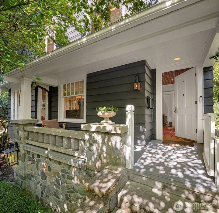 House in Seattle, Washington, United States 3 - 18902694