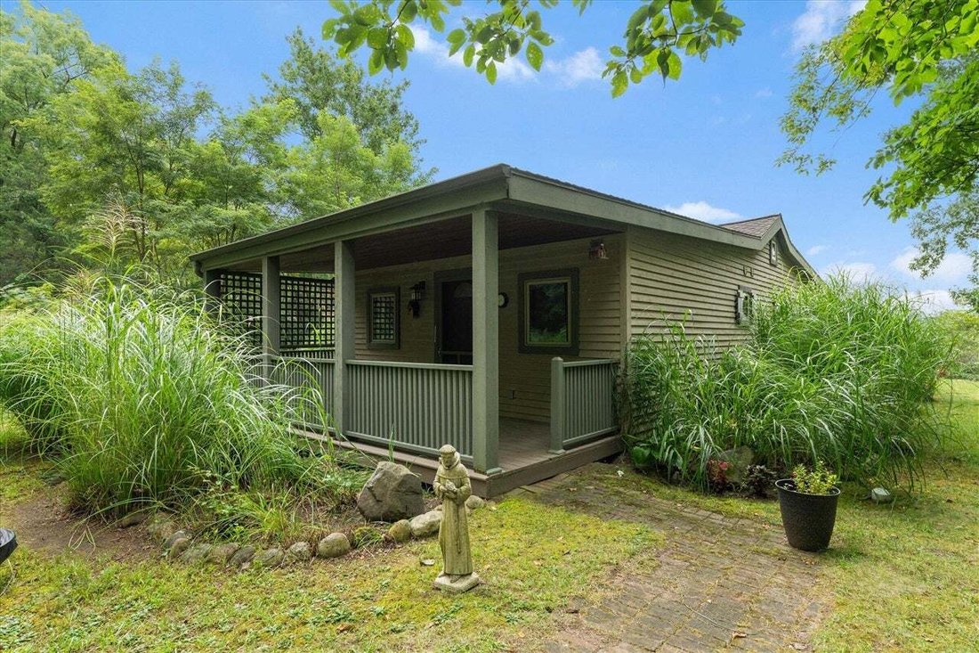 House in Vandalia, Michigan, United States 2 - 18900667