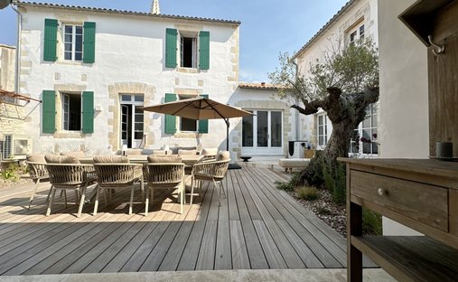 House in Sainte-Marie-de-Ré, Nouvelle-Aquitaine, France 1