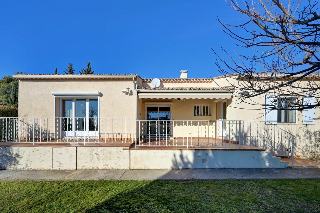 Villa à Pertuis, Provence-Alpes-Côte d'Azur, France 2 - 18897822