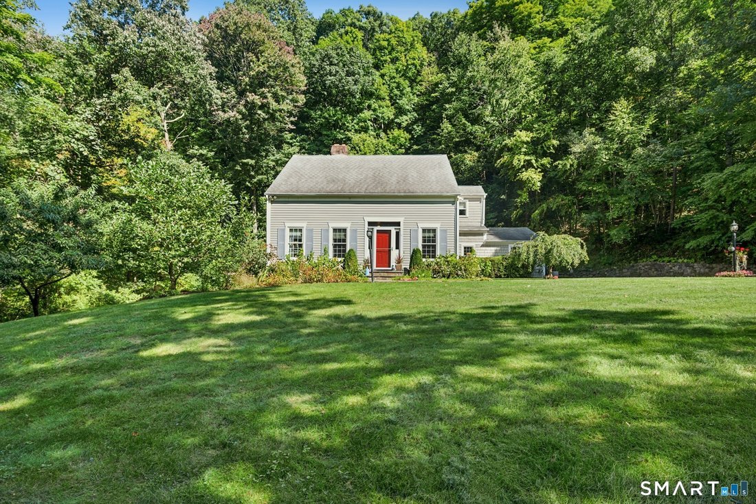 House in Newtown, Connecticut, United States 3 - 18901009
