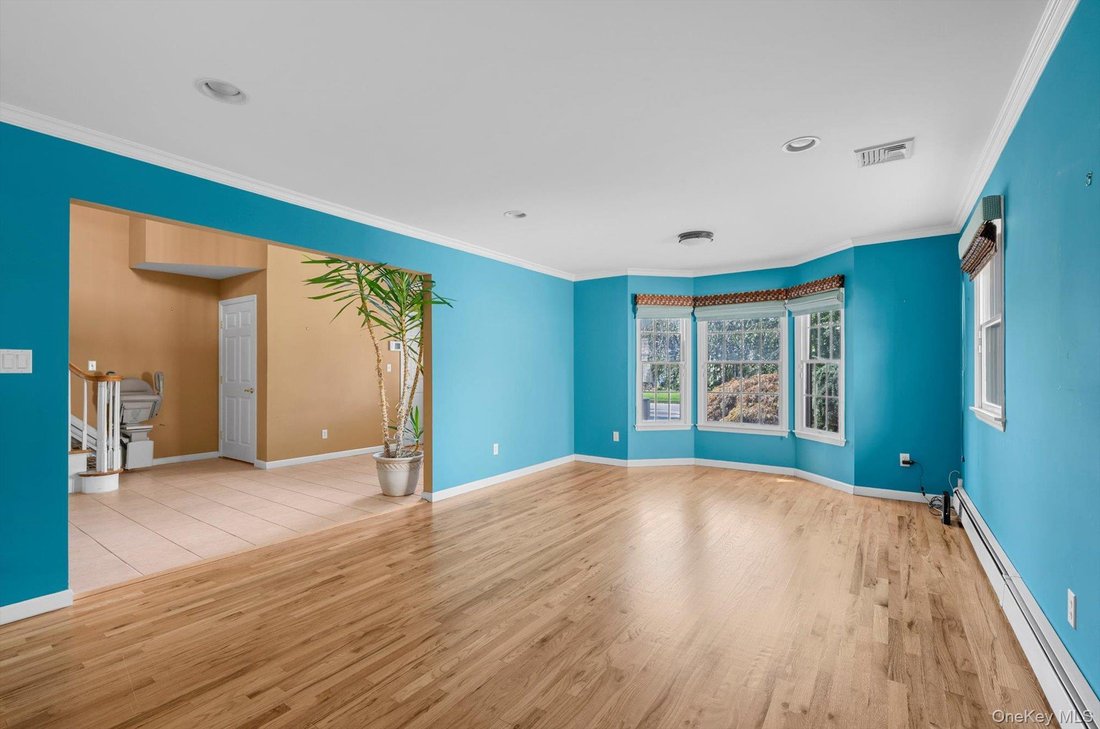 House in East Rockaway, New York, United States 5 - 18900872