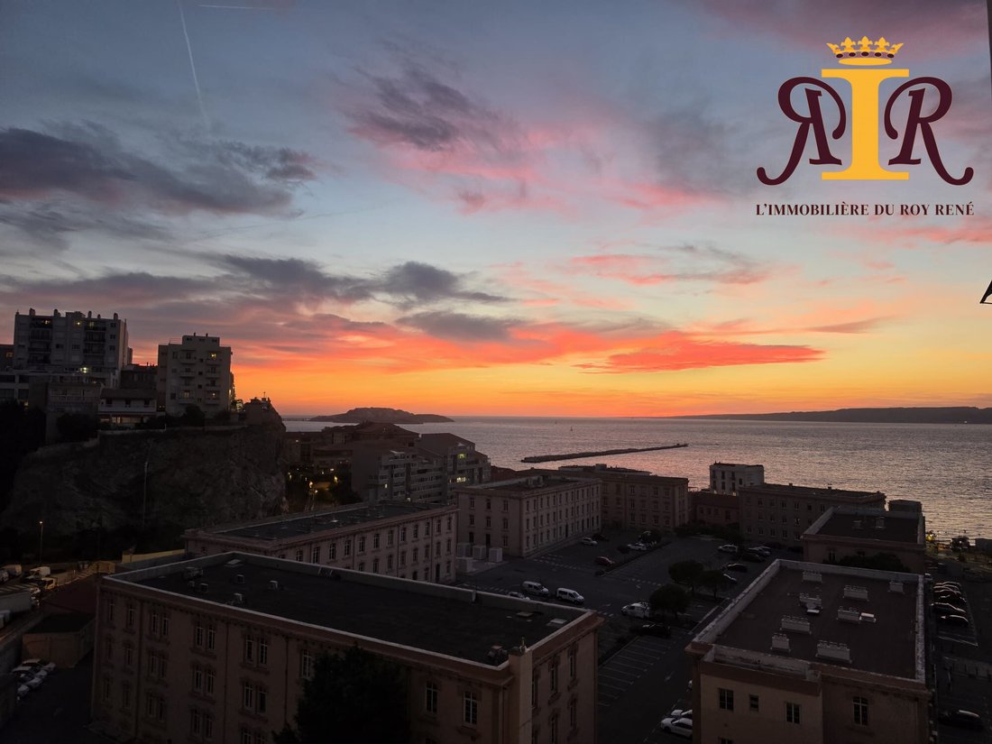 Apartment in Bompard, 7e Arrondissement, Marseille 1 - 18902288