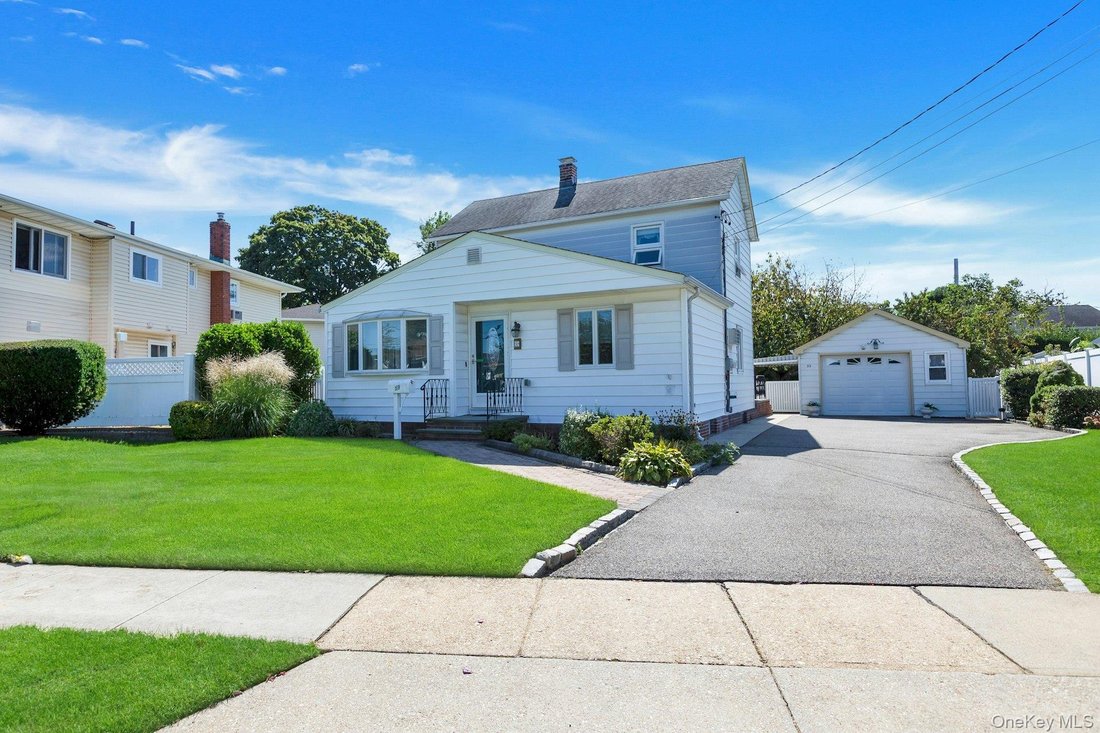 House in Hicksville, New York, United States 1 - 18900902