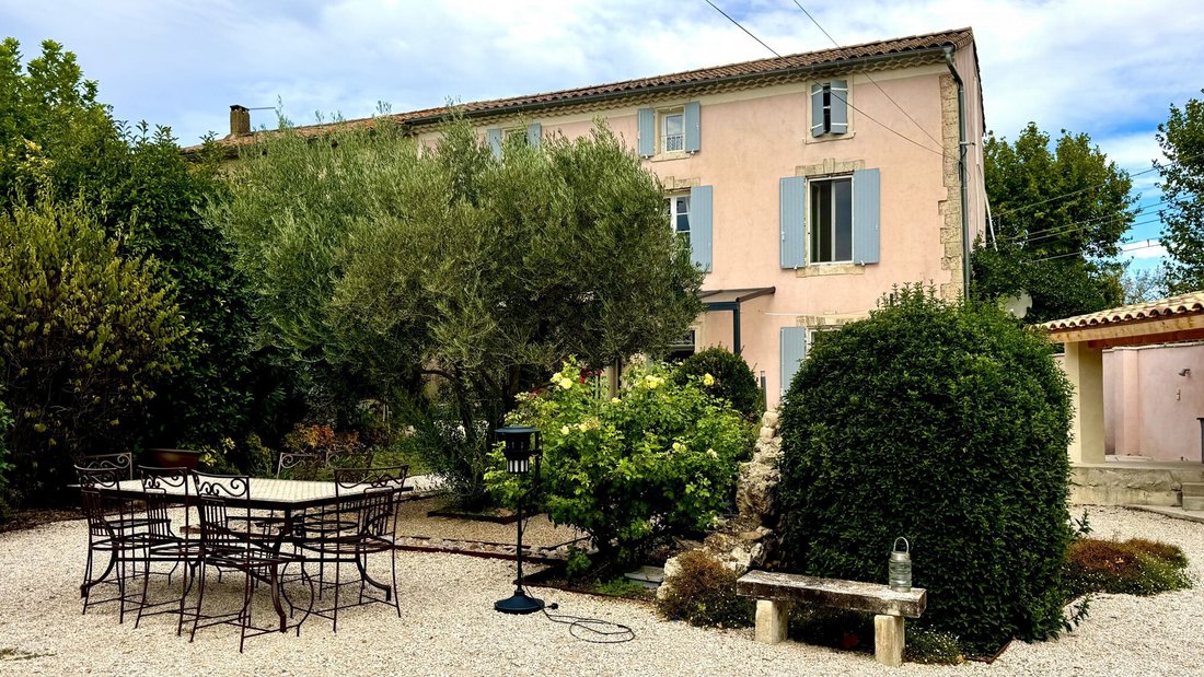 House in Saint-Saturnin-lès-Avignon, Provence-Alpes-Côte d'Azur, France 4 - 18868561