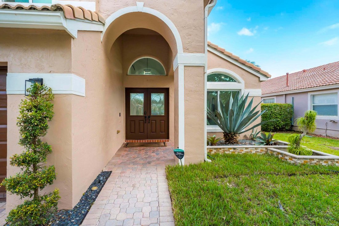 House in Pembroke Pines, Florida, United States 2 - 18900286