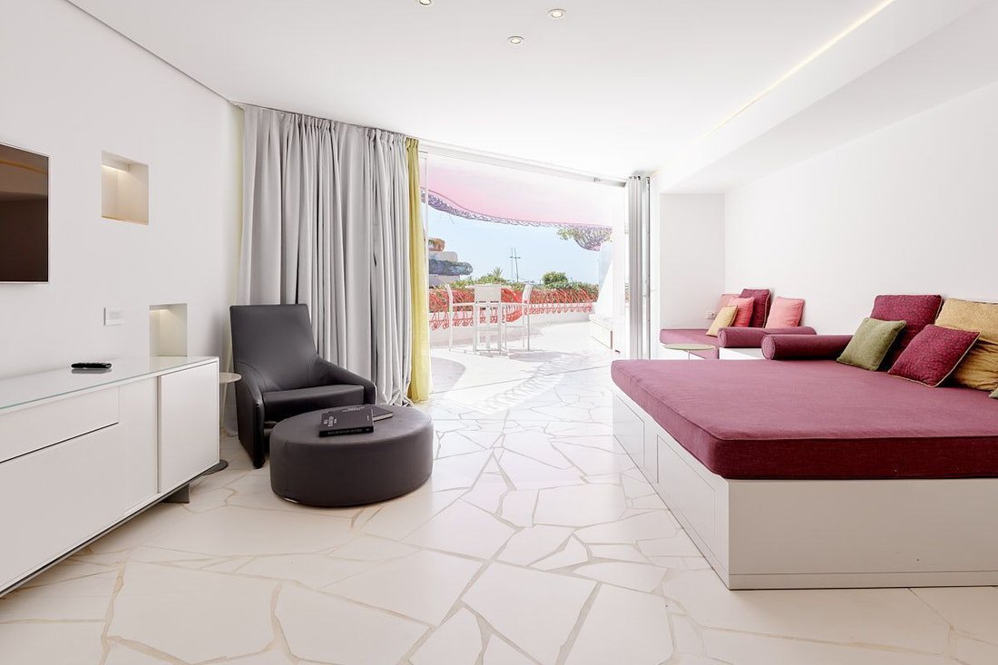 Wohnung in Ibiza, Balearische Inseln, Spanien 2 - 18896911