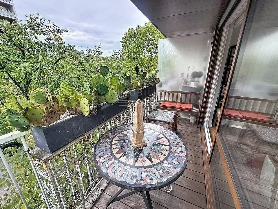 Apartment in Villiers-L. Michel, Levallois-Perret, France 2 - 18899931