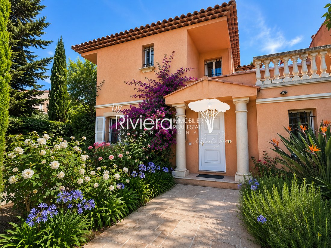 Casa en Nord, Cavalaire-sur-Mer, Francia 1 - 18897846
