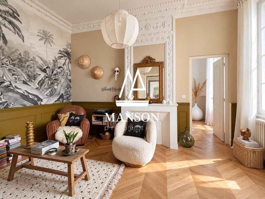 House in Bourg, Nouvelle-Aquitaine, France 2 - 18902520
