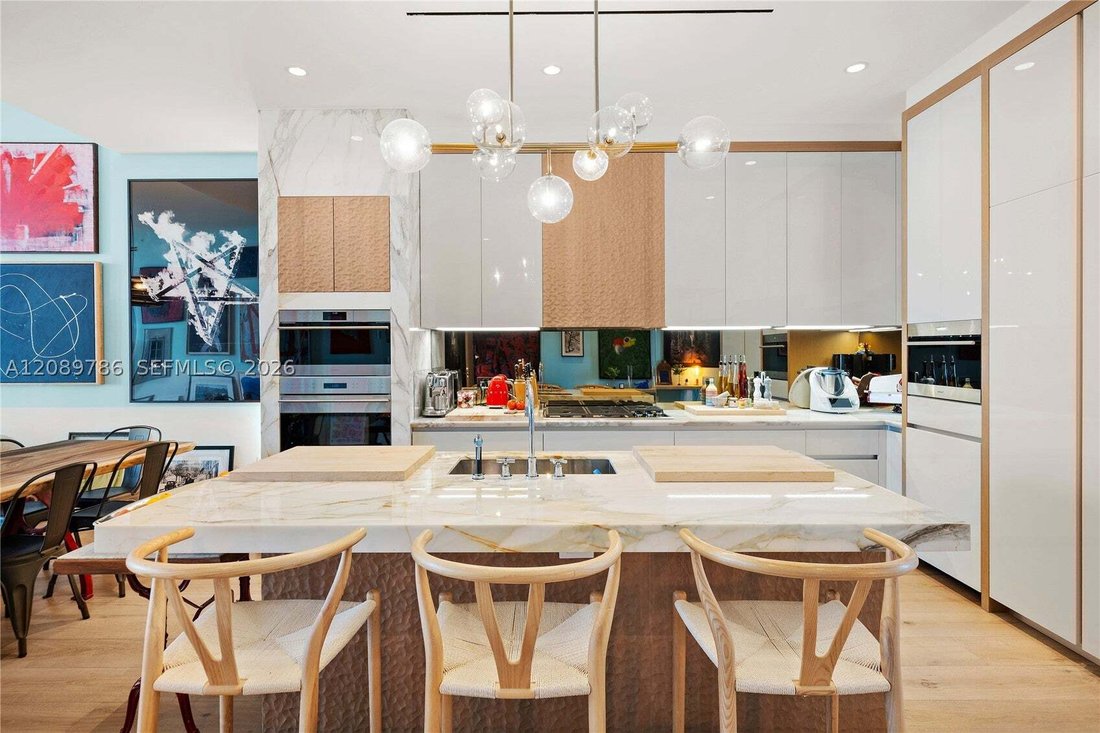 Condo in Miami, Florida, United States 5 - 18900440