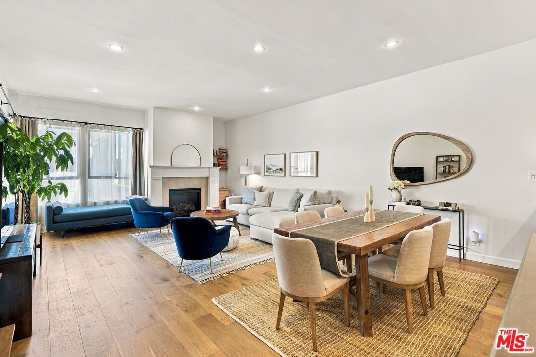 Condo in Los Angeles, California, United States 1 - 18900963