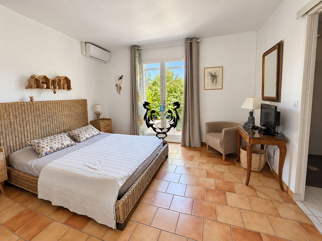 Maison à Ecarts, Roquebrune-sur-Argens, France 4 - 15940912