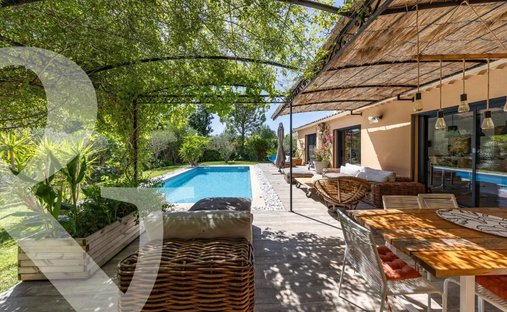 House in Paradou, Provence-Alpes-Côte d'Azur, France 1