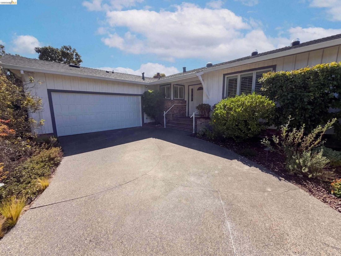 House in Novato, California, United States 1 - 18899789