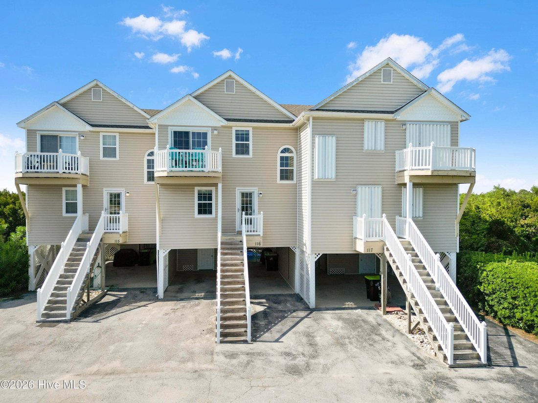 Townhouse in North Topsail Beach, North Carolina, United States 1 - 18900115