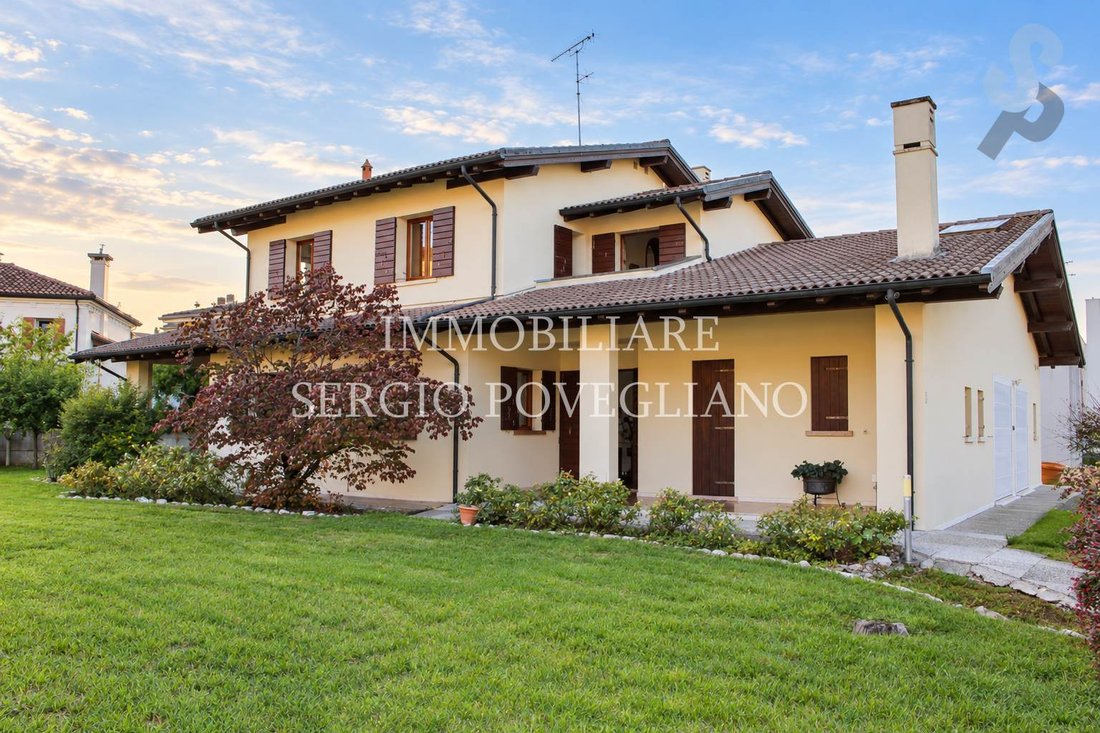 Villa in Casier, Veneto, Italy 4 - 17962051