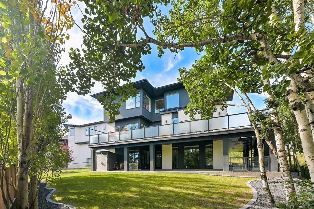 House in Calgary, Alberta, Canada 5 - 18902149