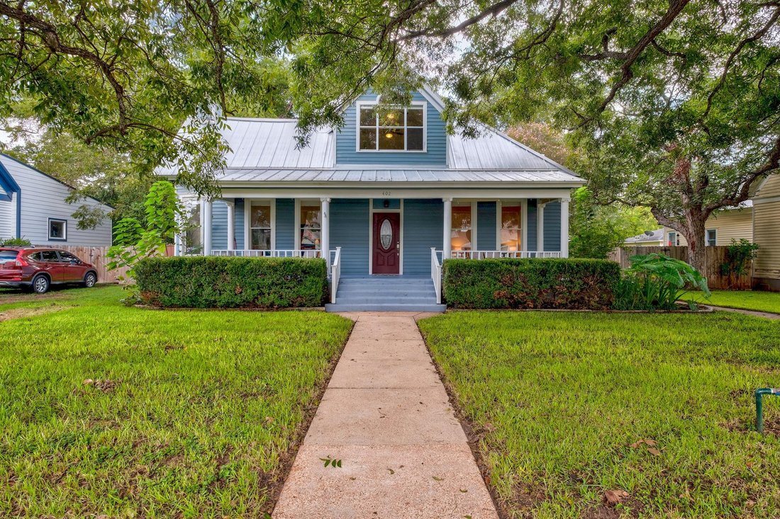 House in Smithville, Texas, United States 1 - 18899351