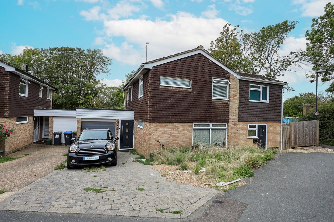 Haus in Burgess Hill, England 1 - 18897125