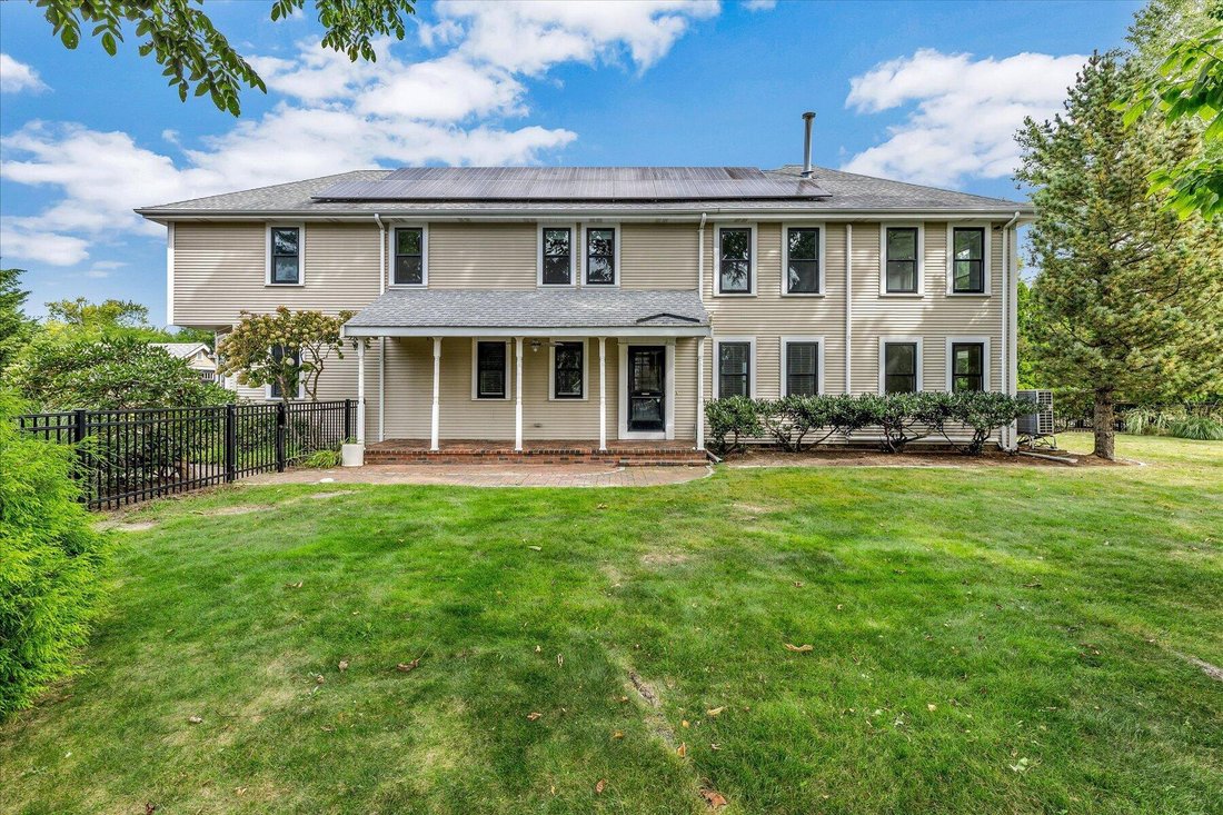 House in Falmouth, Massachusetts, United States 1 - 18899031