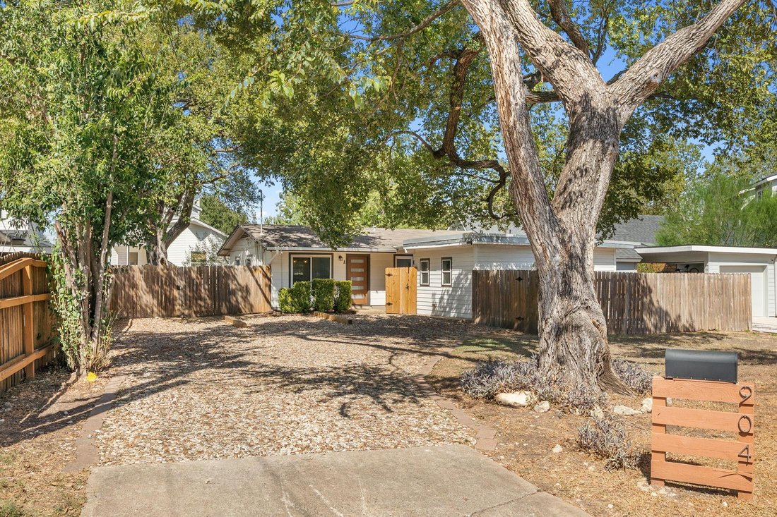 House in Austin, Texas, United States 1 - 18896405