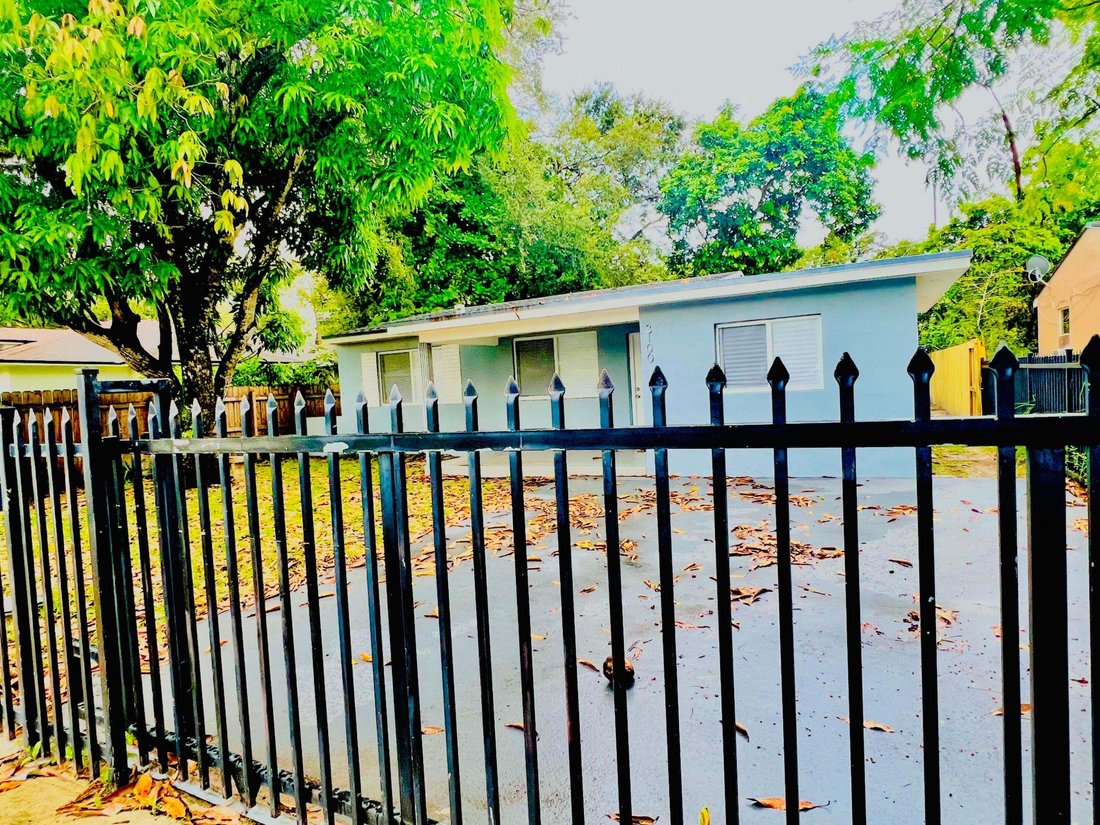 Casa a Miami Gardens, Florida, Stati Uniti 2 - 18900275