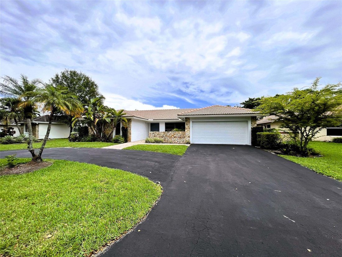 House in Coral Springs, Florida, United States 2 - 18900289