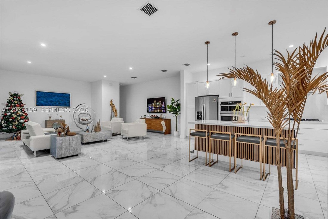 House in Miami Springs, Florida, United States 2 - 18896540