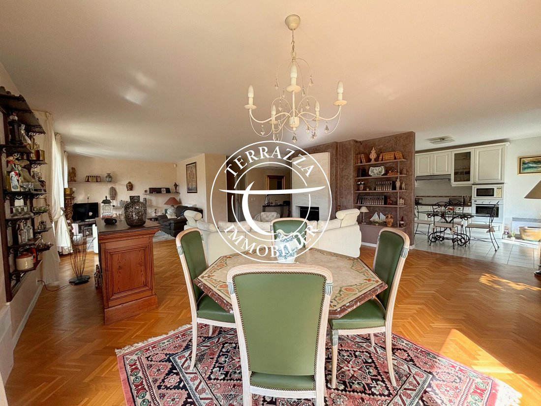 Apartment in Marly-le-Roi, Ile-de-France, France 5 - 18902405
