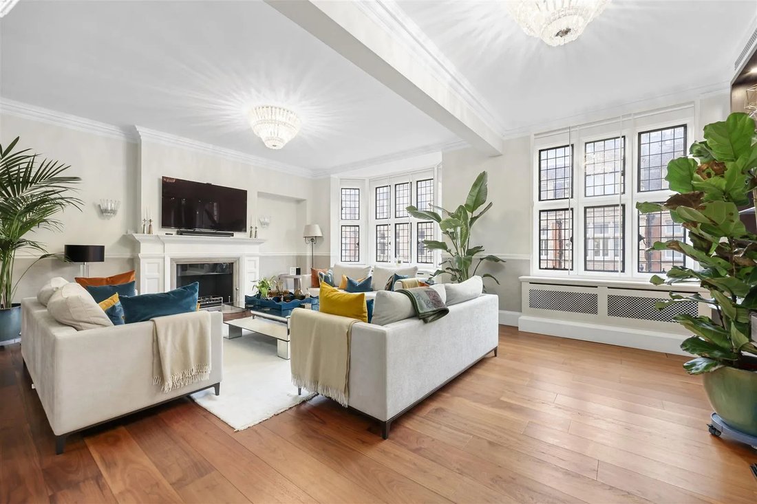 Apartment in Mayfair, Westminster, England 5 - 16735094