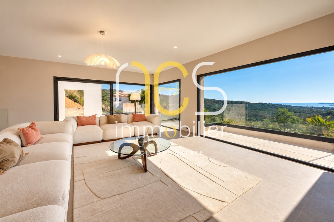 Villa in Grimaud, Provence-Alpes-Côte d'Azur, France 1 - 18901532