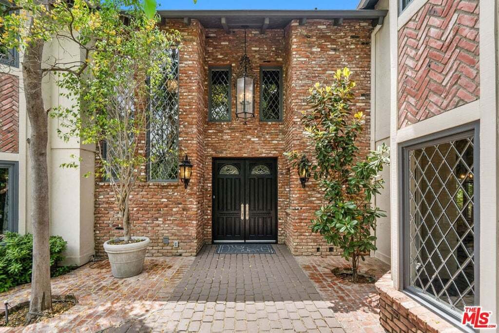 House in Bell Canyon, California, United States 5 - 18899465