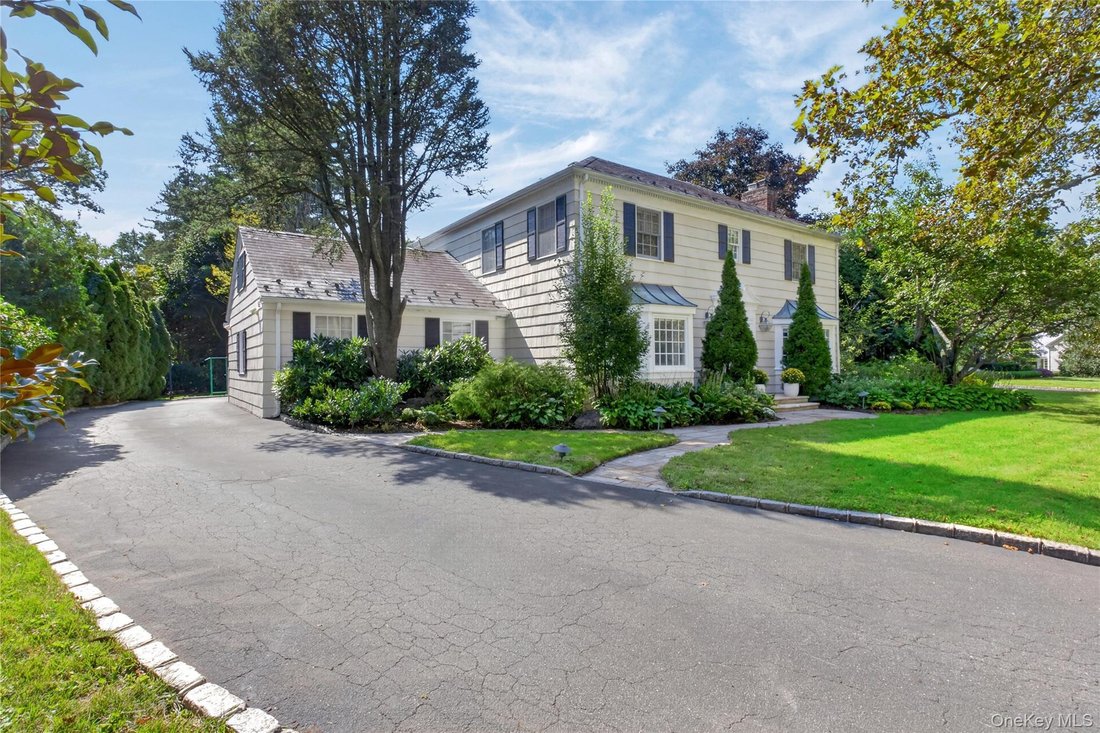 House in Manhasset, New York, United States 2 - 18895701