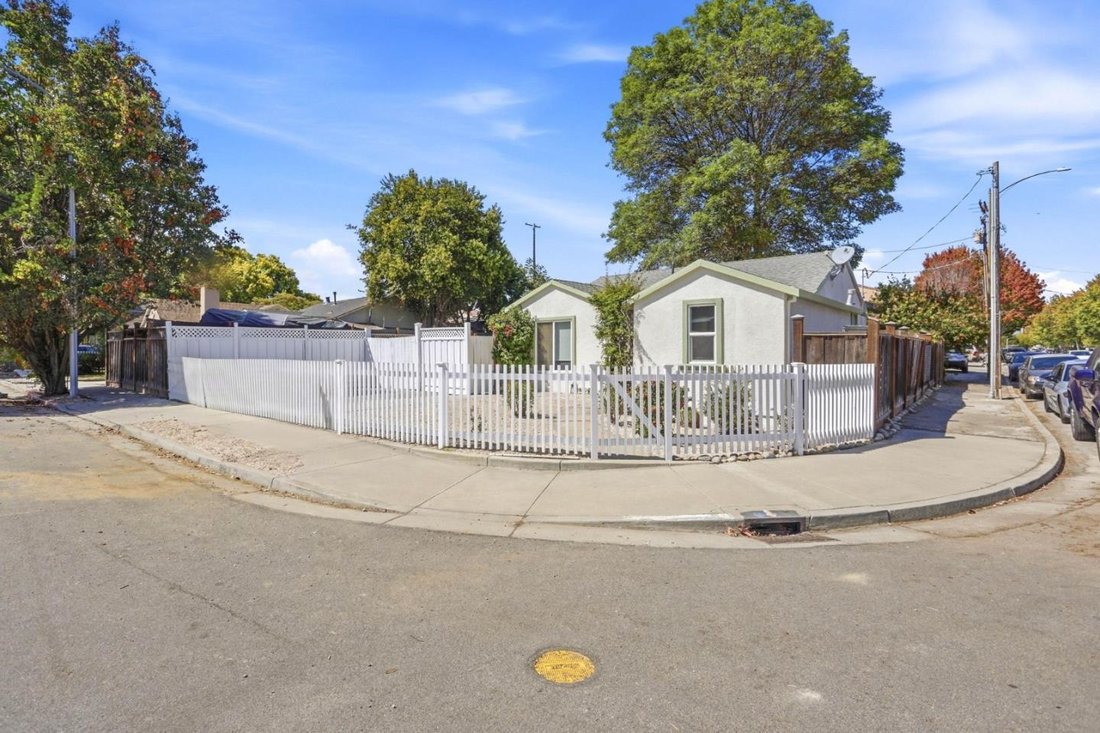 House in San Jose, California, United States 2 - 18899778