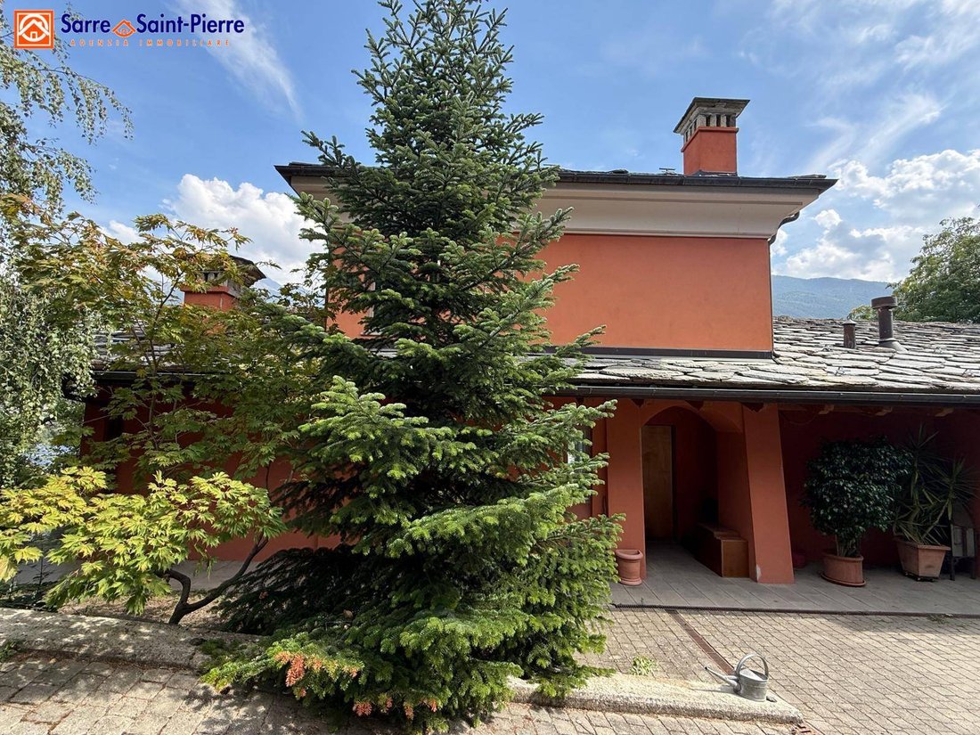Villa in Sarre, Aosta Valley / Vallée d'Aoste, Italy 4 - 18902074