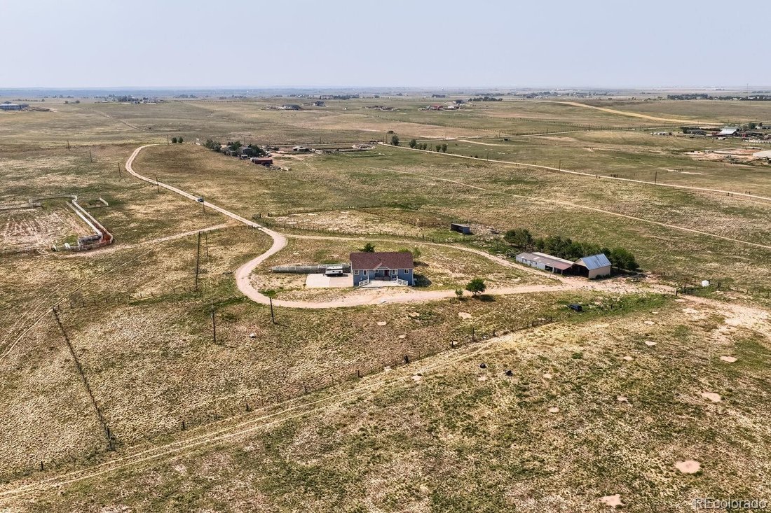 Casa a Bennett, Colorado, Stati Uniti 3 - 18896345