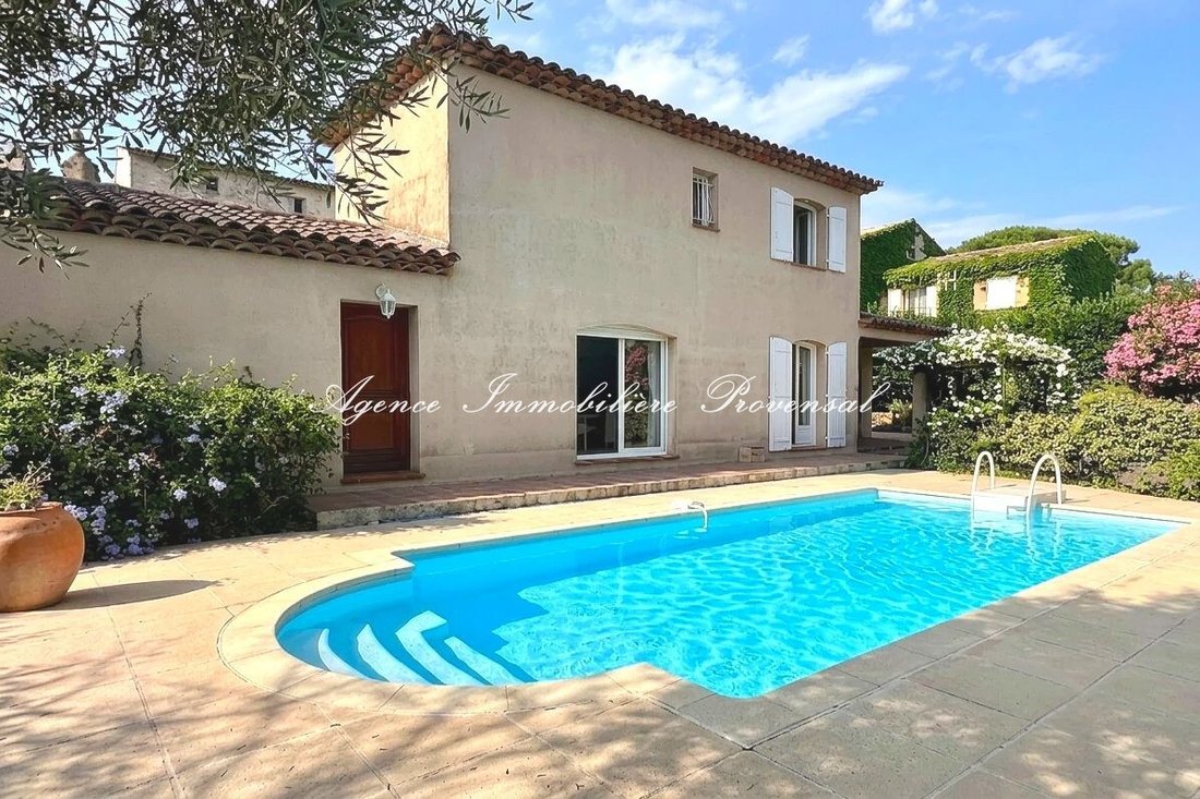 Villa in Nartelle-Noyer-Bellevue-bd des Sardinaux, Sainte-Maxime, France 3 - 17357835