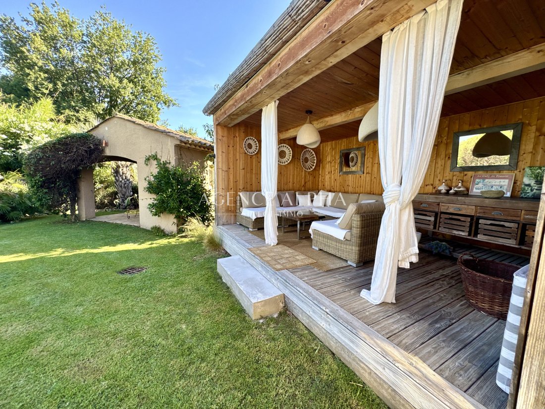 Casa en Grimaud, Provenza-Alpes-Costa Azul, Francia 2 - 18897893