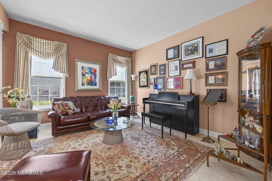 House in Manalapan Township, New Jersey, United States 4 - 18902129