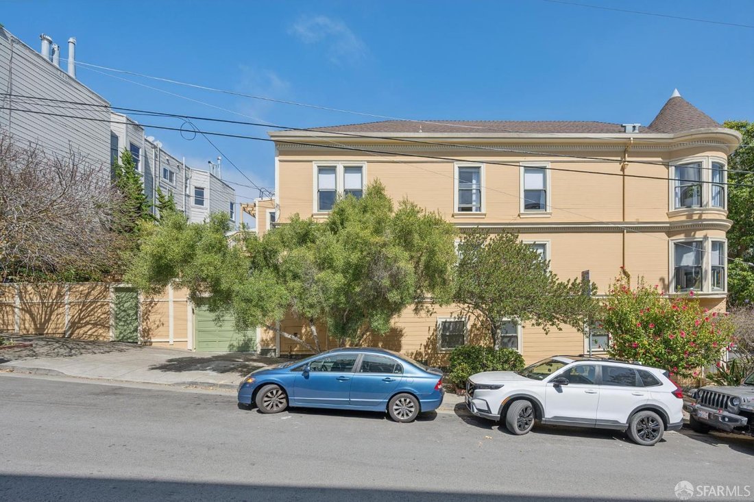 Condo in San Francisco, California, United States 3 - 18898655
