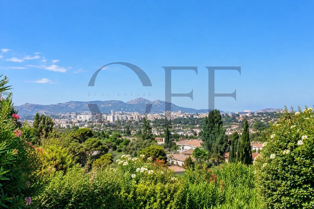 Villa a Les Caillols, Marsiglia, Provenza-Alpi-Costa Azzurra 1 - 18144388