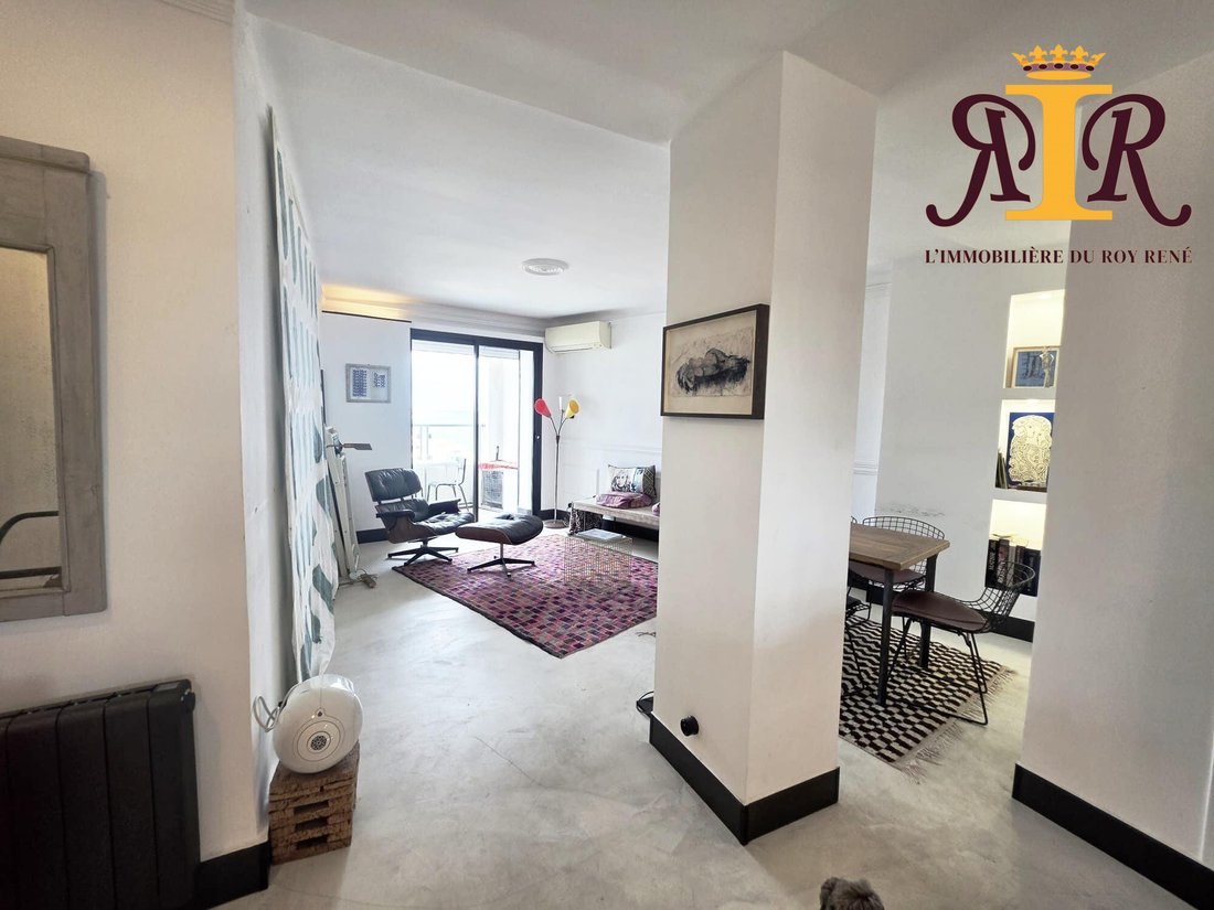Apartment in Bompard, 7e Arrondissement, Marseille 2 - 18902288