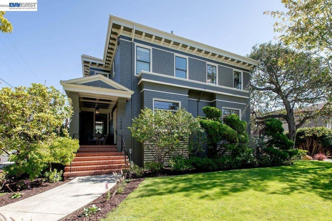 House in Alameda, California, United States 3 - 18899815